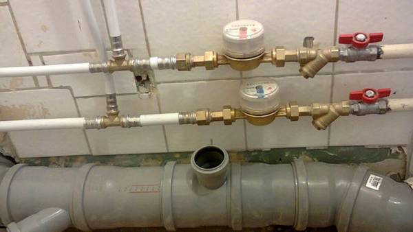 Каким должно быть оптимальное давление в системе водоснабжения  максимальны ... - фото