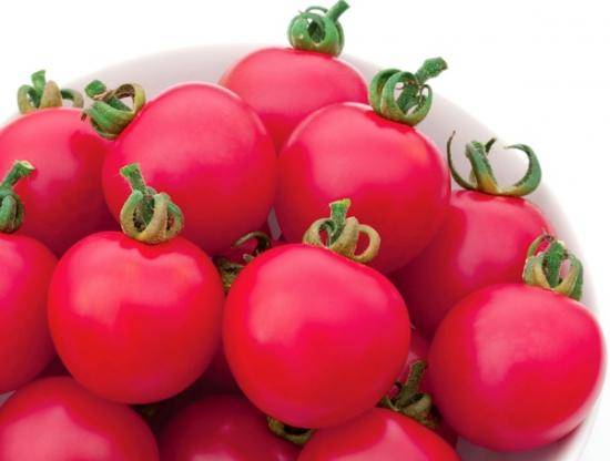 Розовые томаты: популярные сорта для теплиц и открытого грунта с фото